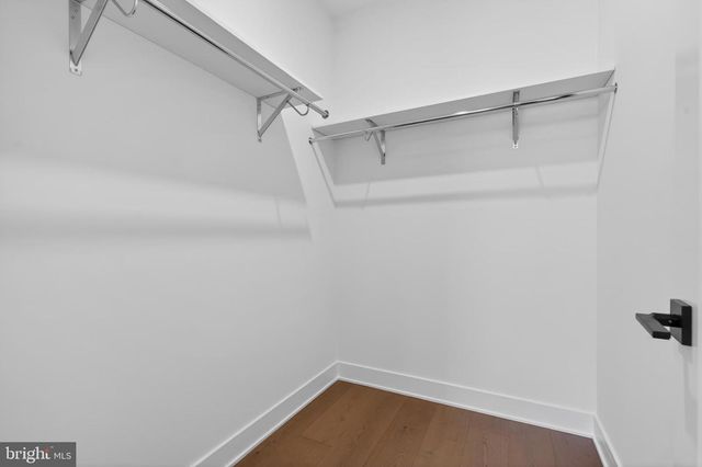 861 N MANCHESTER ST, Arlington, VA 22205