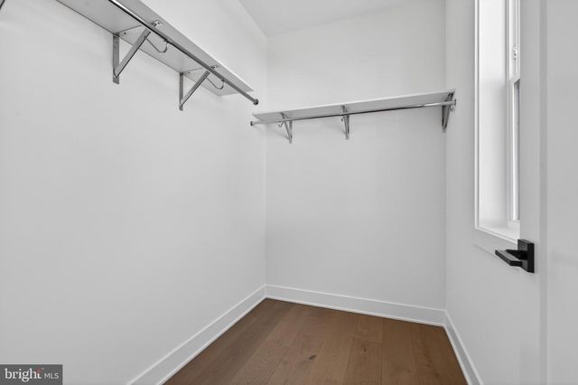 861 N MANCHESTER ST, Arlington, VA 22205