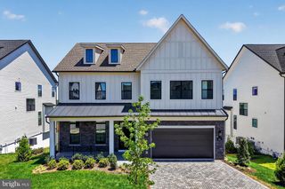 861 N MANCHESTER ST, Arlington, VA 22205