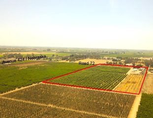 42682 Rd 72, Dinuba, CA 93618