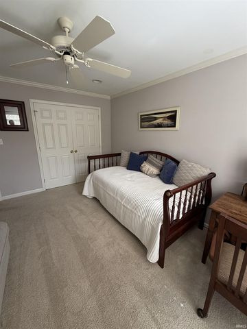2840 Laura Lynn Lane, Newburgh, IN 47630