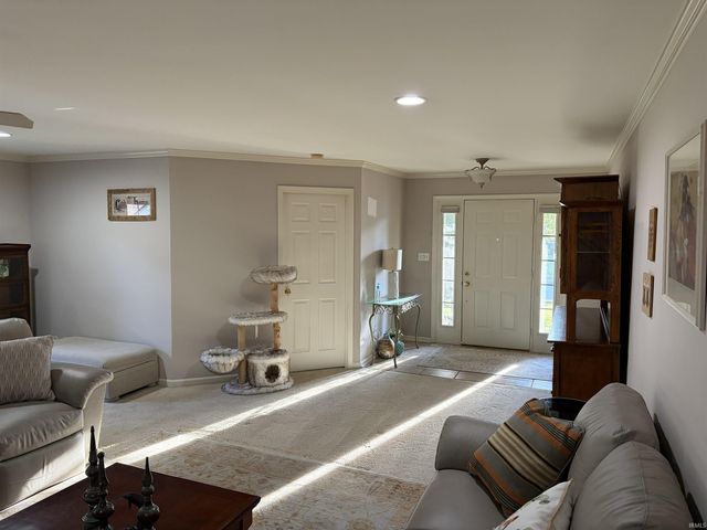 2840 Laura Lynn Lane, Newburgh, IN 47630