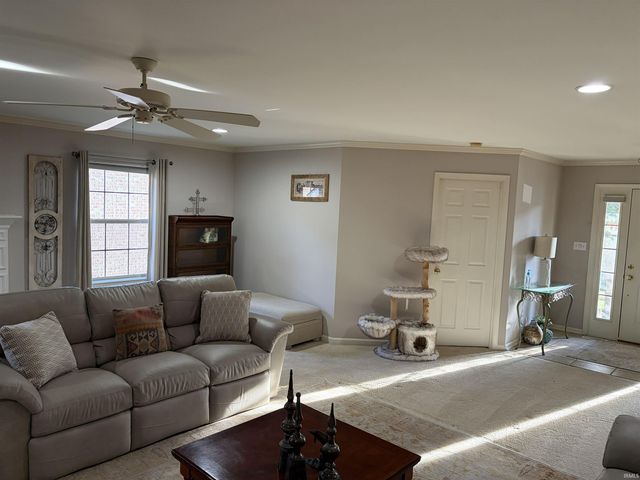 2840 Laura Lynn Lane, Newburgh, IN 47630