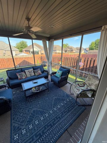 2840 Laura Lynn Lane, Newburgh, IN 47630