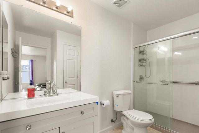 2923 Logansport Way, Sacramento, CA 95835