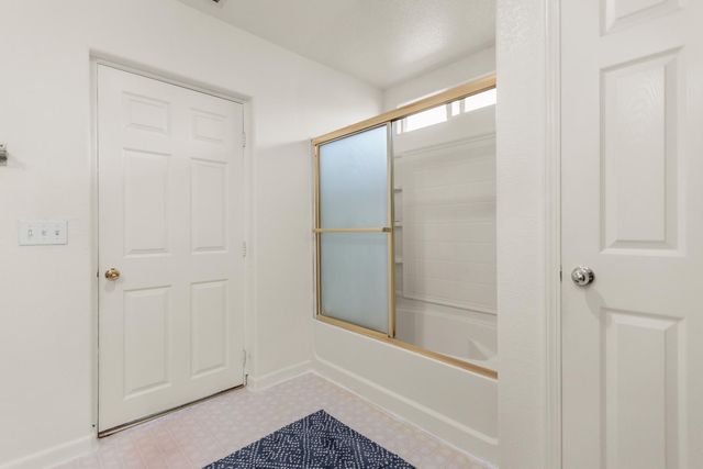 2923 Logansport Way, Sacramento, CA 95835