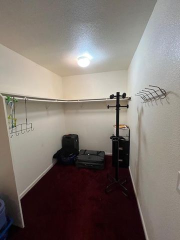 2923 Logansport Way, Sacramento, CA 95835