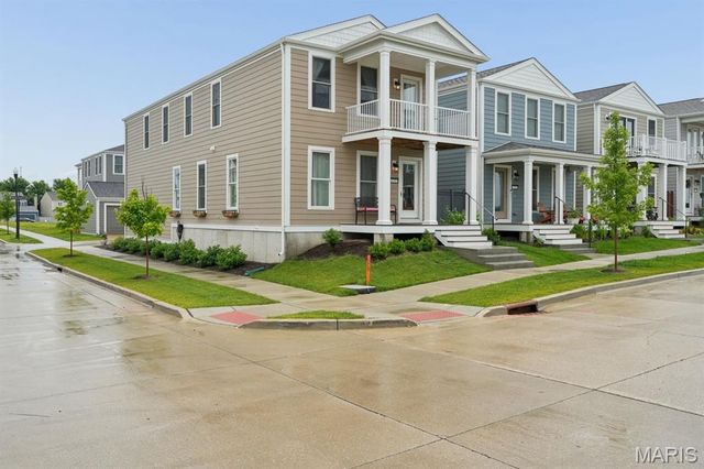 4100 Marais Temps Clair Drive, St Charles, MO 63301