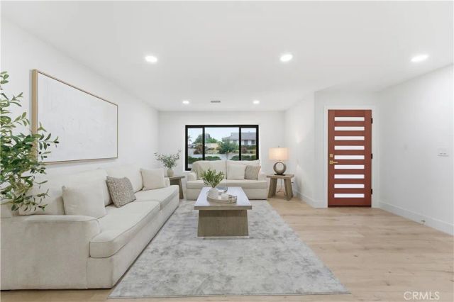 1248 Carlsbad, Placentia, CA 92870