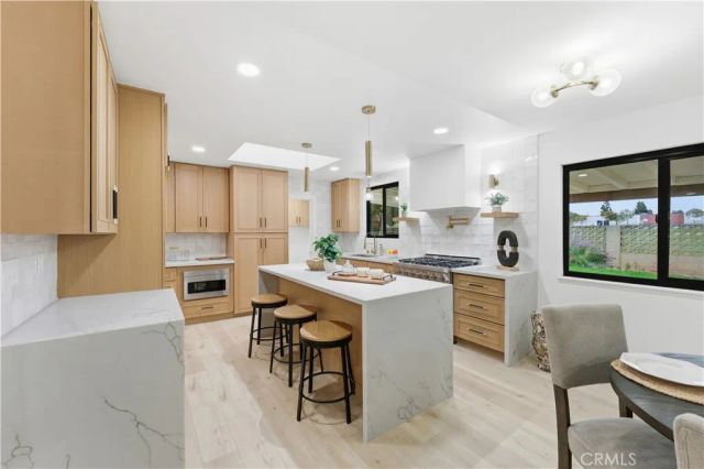 1248 Carlsbad, Placentia, CA 92870