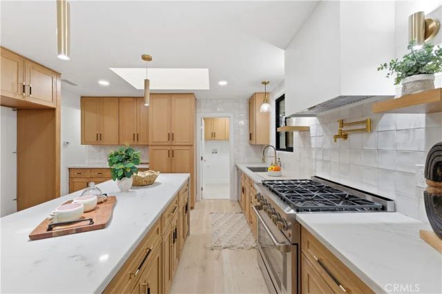 1248 Carlsbad, Placentia, CA 92870