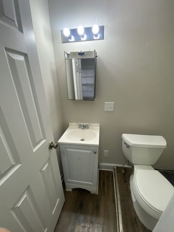 210 W Lokey Ave, Murfreesboro, TN 37130