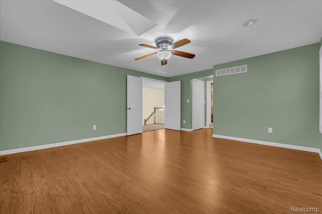 18676 Country Club Circle, Riverview, MI 48193