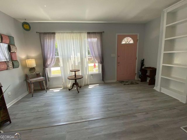 892 Wayland Court SE, Smyrna, GA 30080