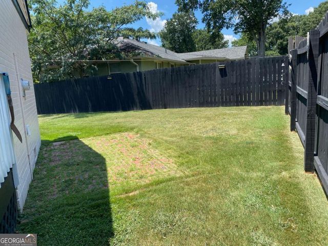892 Wayland Court SE, Smyrna, GA 30080