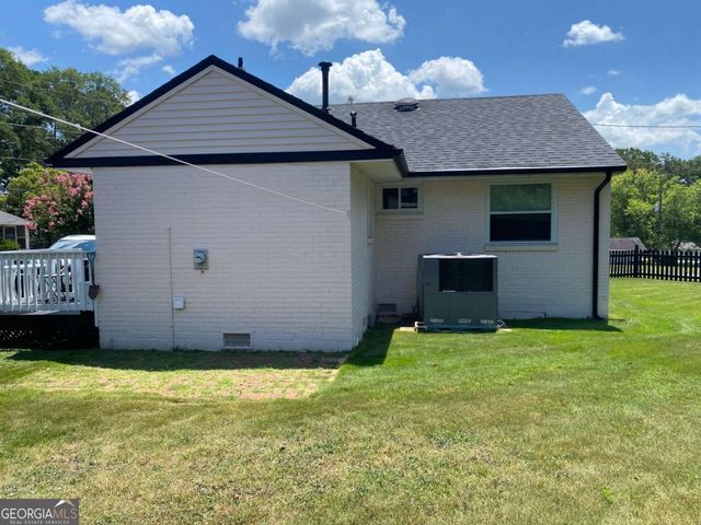 892 Wayland Court SE, Smyrna, GA 30080