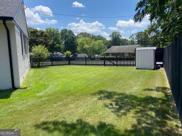 892 Wayland Court SE, Smyrna, GA 30080