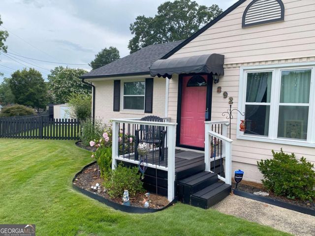 892 Wayland Court SE, Smyrna, GA 30080