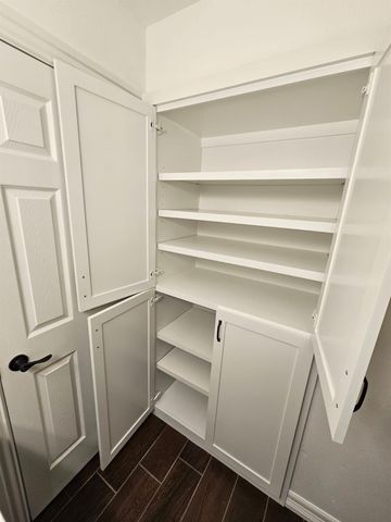 201 Libby Circle W, Willis, TX 77378