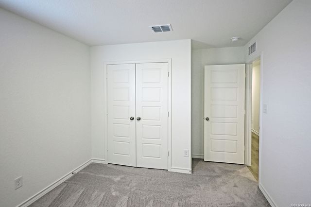 946 BLUEGRASS PT, New Braunfels, TX 78130