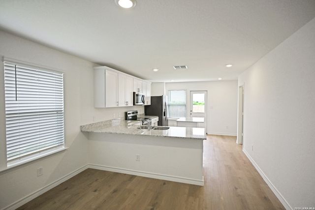 946 BLUEGRASS PT, New Braunfels, TX 78130