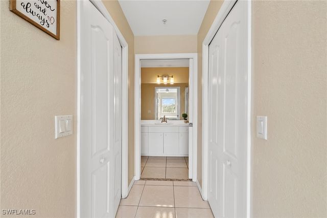 8550 Kingbird LOOP 639, Estero, FL 33967