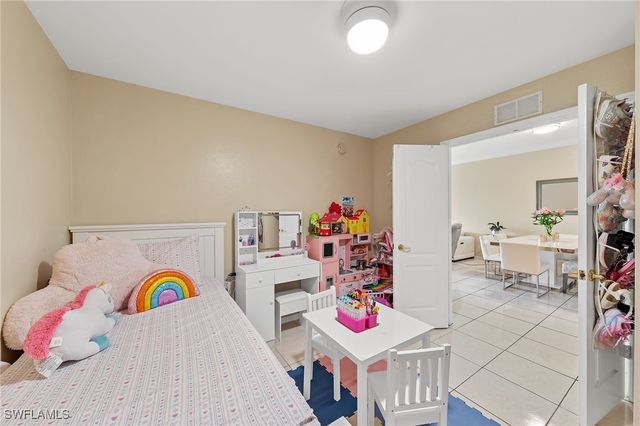 8550 Kingbird LOOP 639, Estero, FL 33967