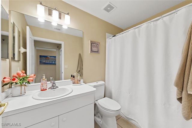 8550 Kingbird LOOP 639, Estero, FL 33967