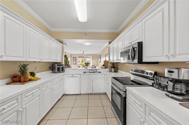 8550 Kingbird LOOP 639, Estero, FL 33967