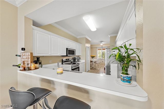 8550 Kingbird LOOP 639, Estero, FL 33967