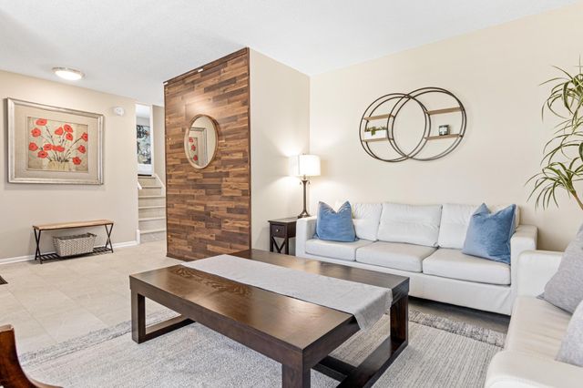 8429 66th Street S, Cottage Grove, MN 55016