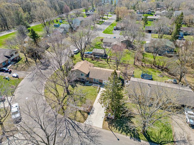 8429 66th Street S, Cottage Grove, MN 55016