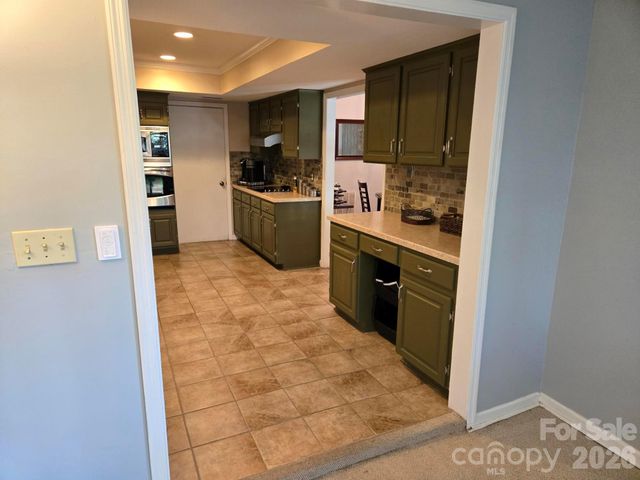 4236 Burning Tree Drive, Charlotte, NC 28277