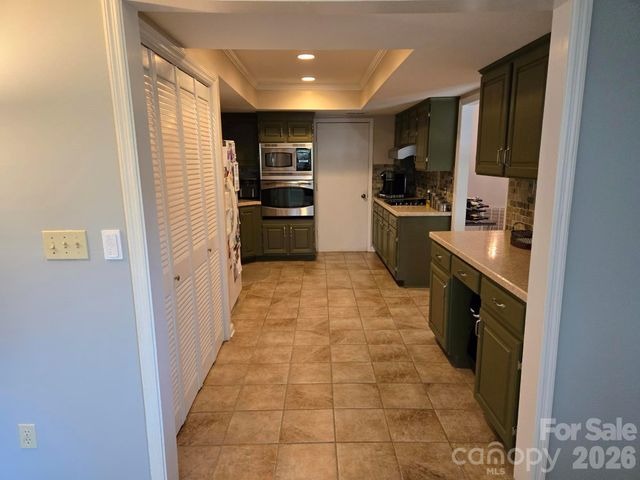 4236 Burning Tree Drive, Charlotte, NC 28277