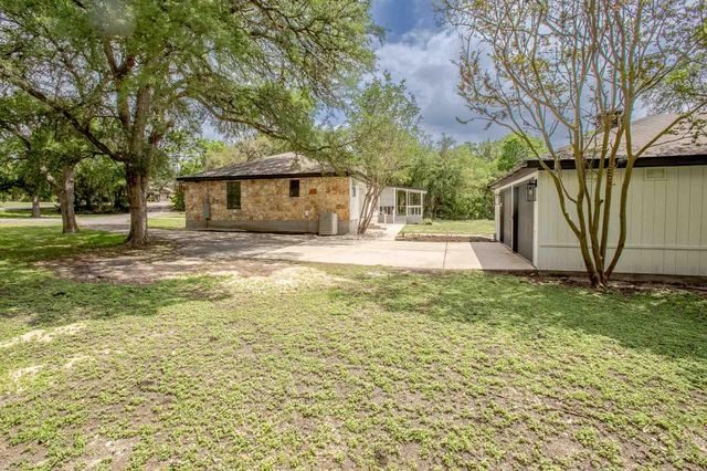 409 Village West DR, San Marcos, TX 78666