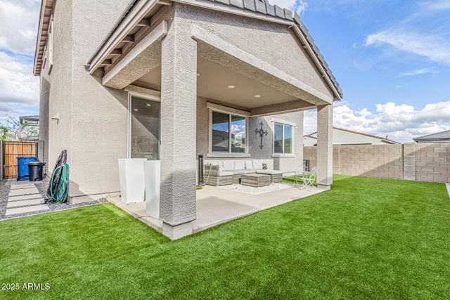 2757 E BLUFF SPRING Avenue, Apache Junction, AZ 85119