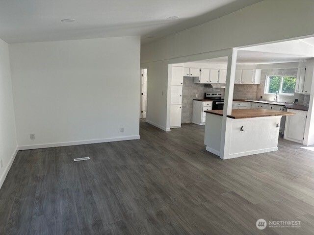 3722 Delphi Road SW, Olympia, WA 98572