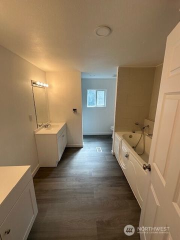 3722 Delphi Road SW, Olympia, WA 98572