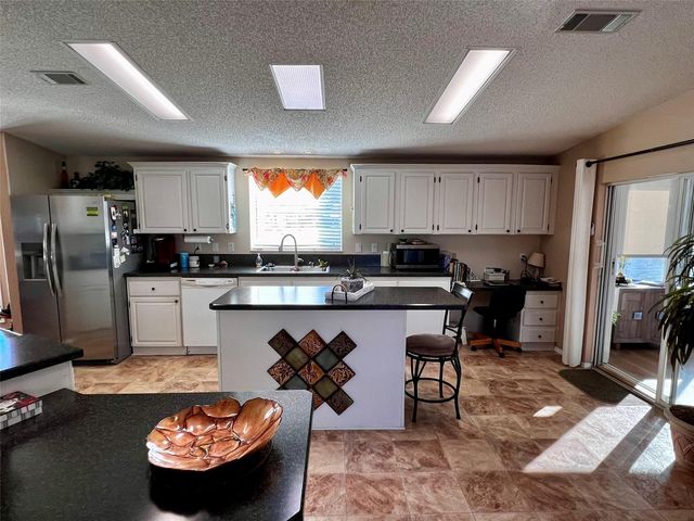 5601 DUNCAN ROAD 183, Punta Gorda, FL 33982