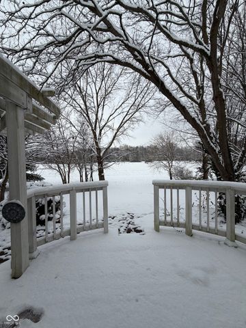 5849 Regency Drive, Columbus, IN 47203