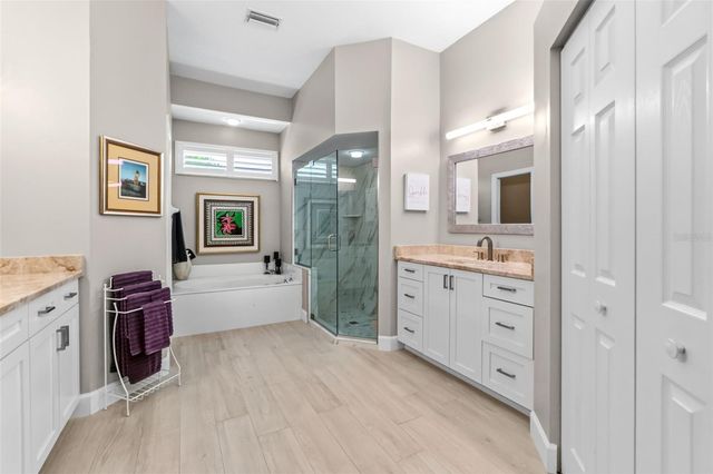 6876 CORRAL CIRCLE, Sarasota, FL 34243