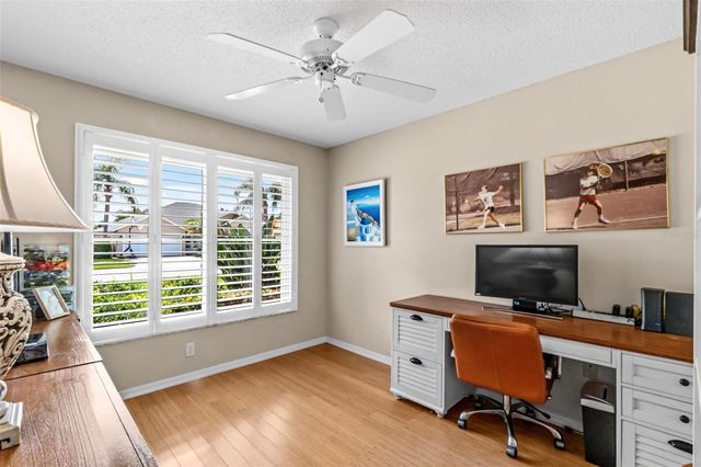 6876 CORRAL CIRCLE, Sarasota, FL 34243