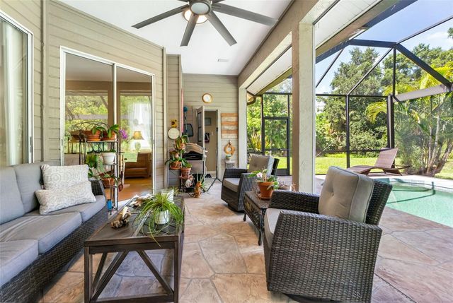 6876 CORRAL CIRCLE, Sarasota, FL 34243