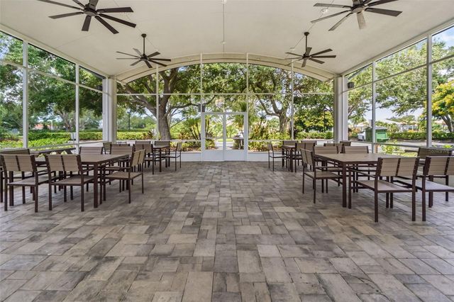 6876 CORRAL CIRCLE, Sarasota, FL 34243