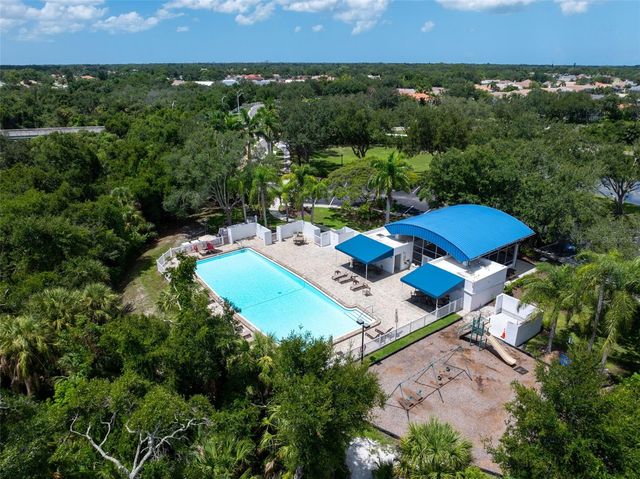 6876 CORRAL CIRCLE, Sarasota, FL 34243
