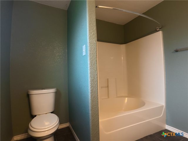 2704 Tarrant County Drive, Killeen, TX 76549