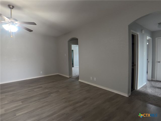 2704 Tarrant County Drive, Killeen, TX 76549