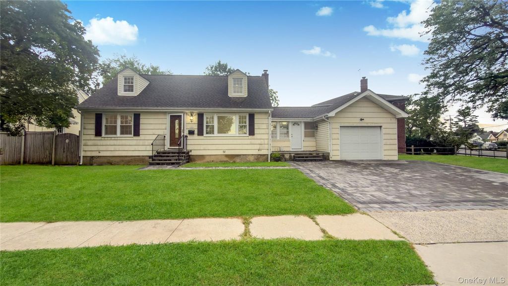 6 Harold Avenue, Hempstead, NY 11550 — exterior