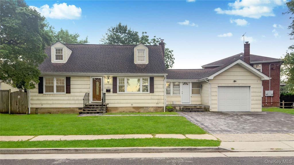 6 Harold Avenue, Hempstead, NY 11550 — photo 4