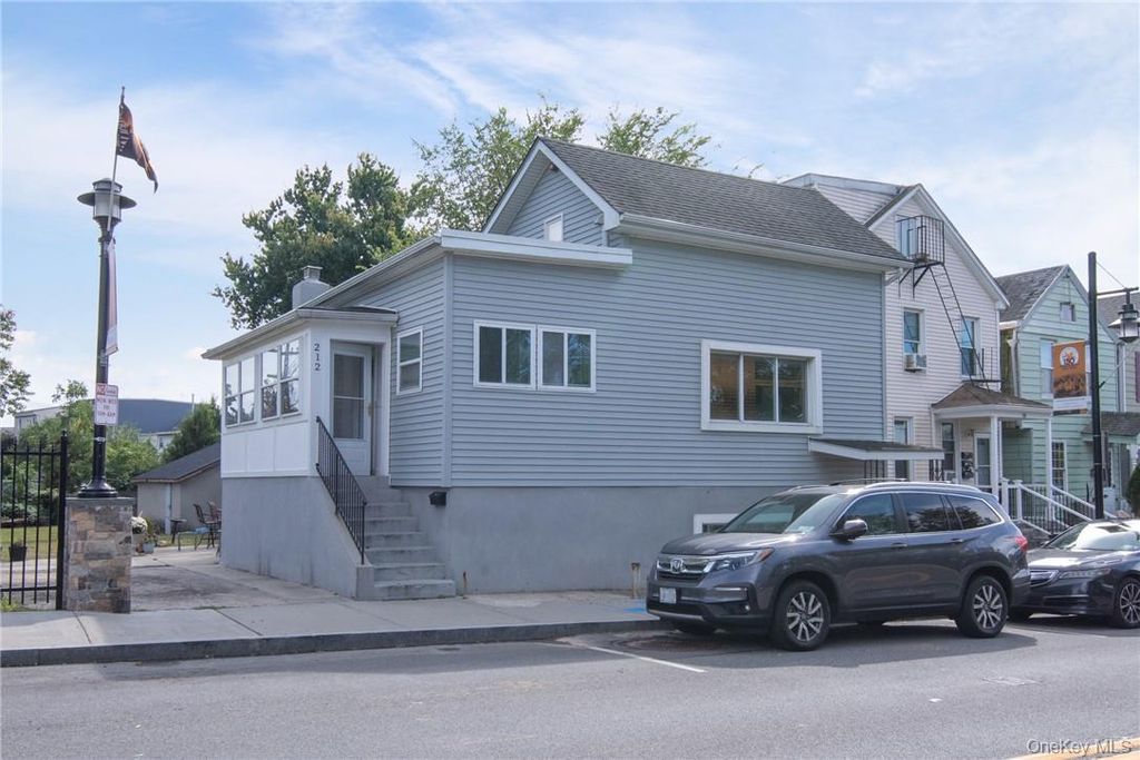 212 Beekman Avenue, Sleepy Hollow, NY 10591 — exterior